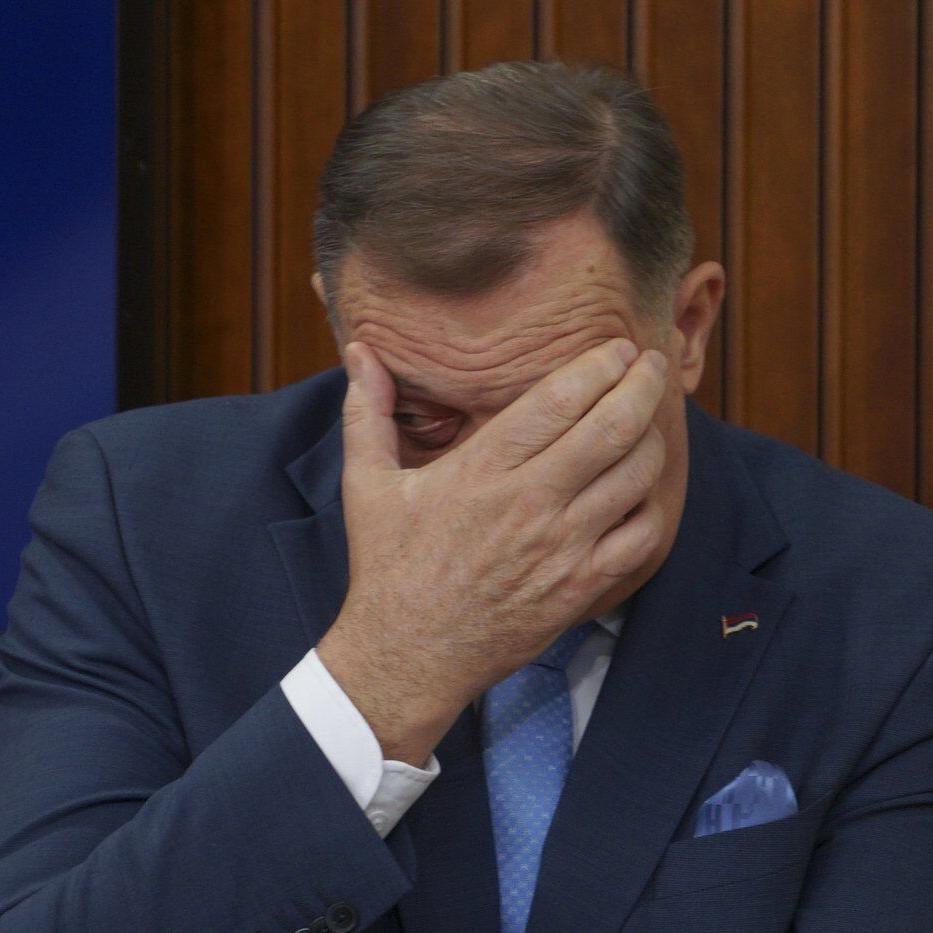 Bosnian court seeks international arrest warrant for pro-Russian Serb president Dodik